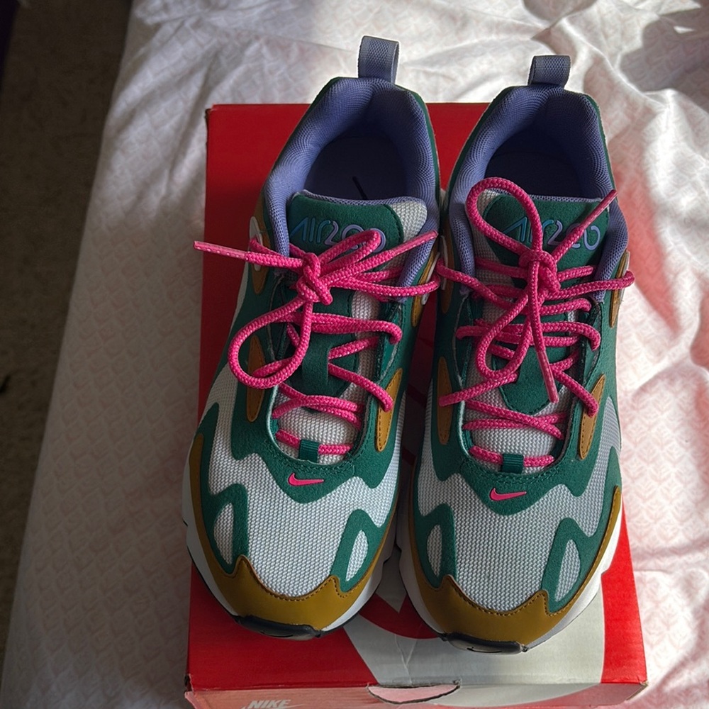 Mystic Green W Air Max 200